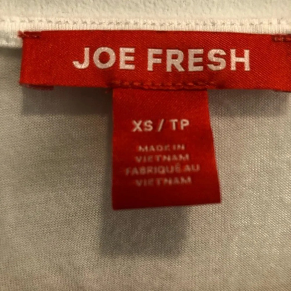 Joe Fresh  Sz XS Champagne Gold Shimmer Sheer Sleeveless Blouse Top - Picture 5 of 7